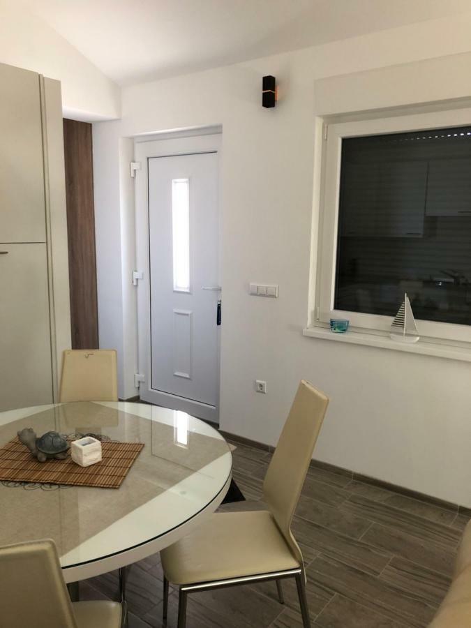 Harmony Vir Luxurioes Ausgestattete Ferienwohnung Mit 65M2 Extérieur photo